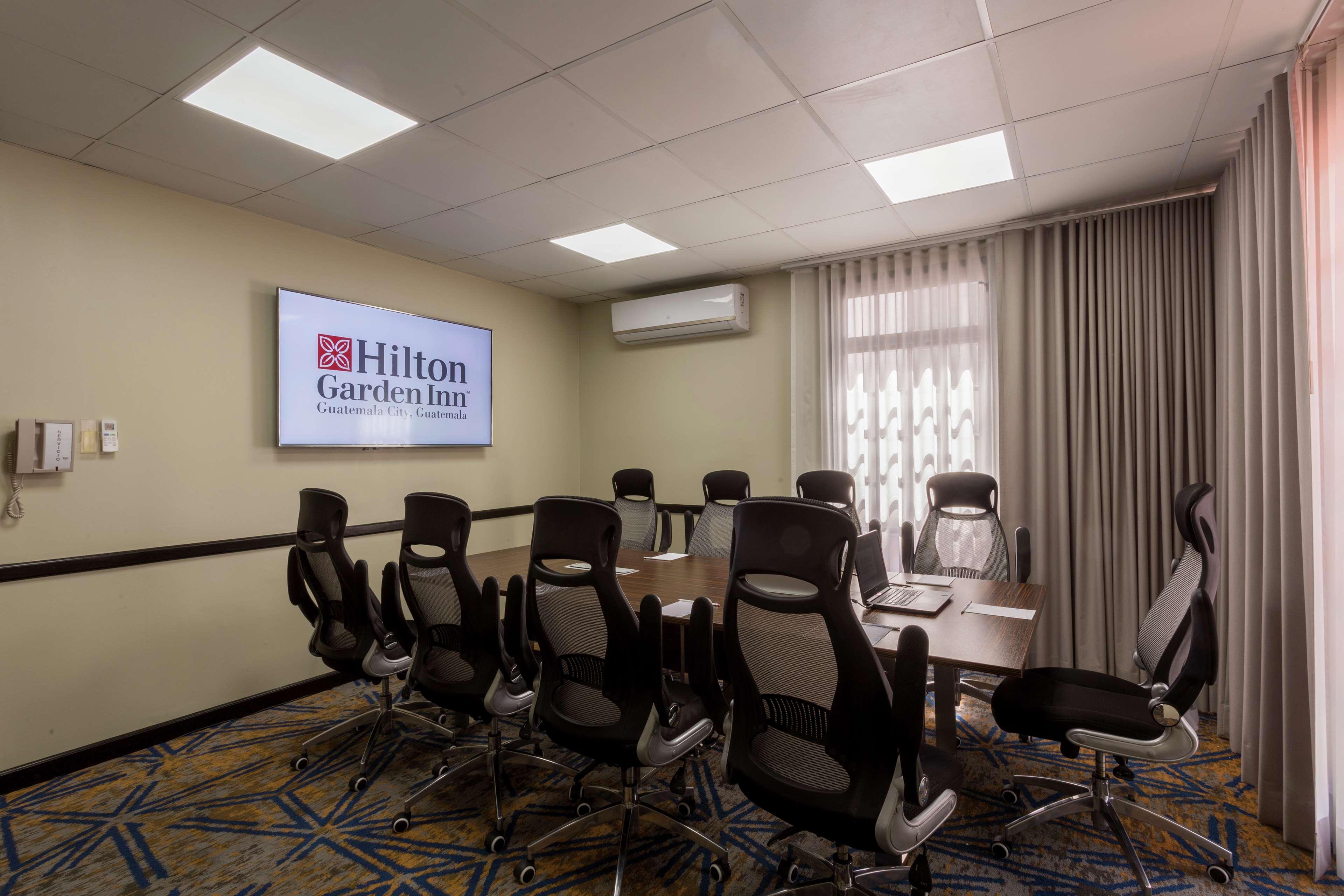 Hilton Garden Inn Гватемала Экстерьер фото