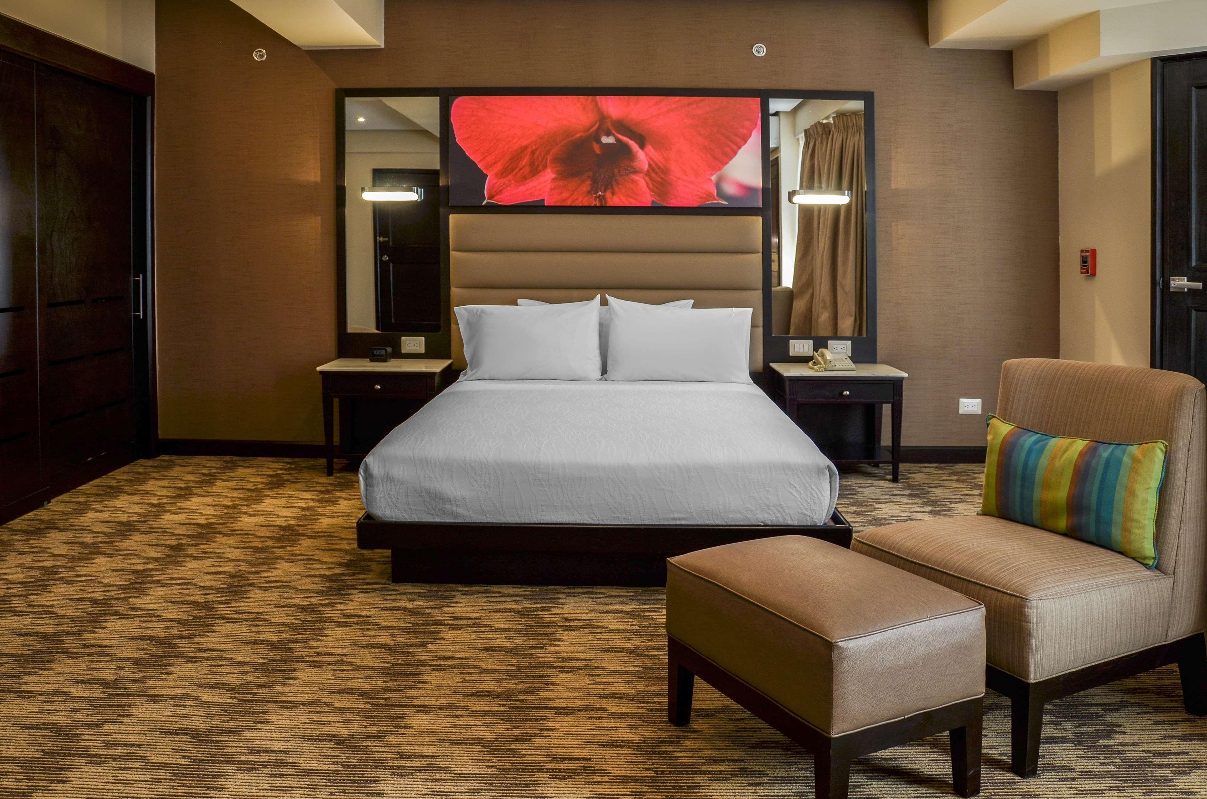 Hilton Garden Inn Гватемала Экстерьер фото